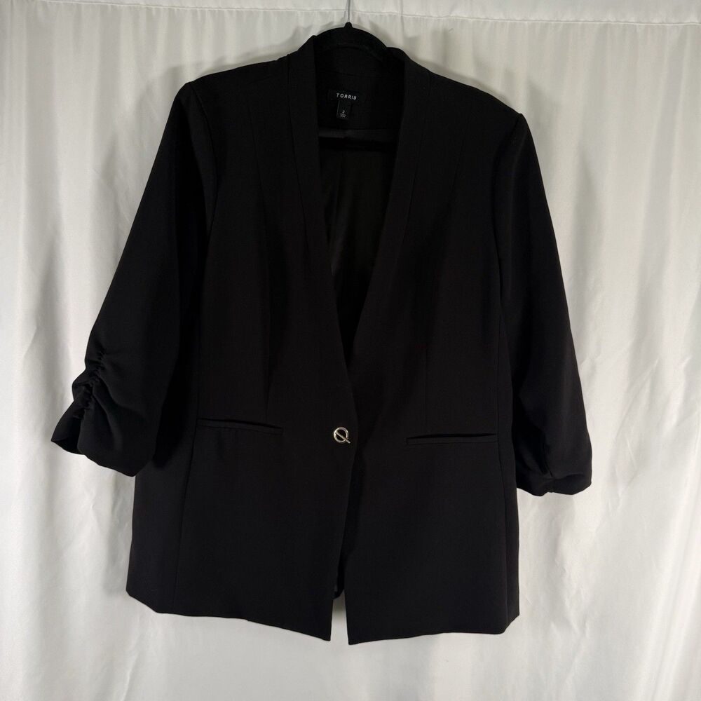 Torrid Blazer Women's 2 2X Black Single Button Front Faux Pockets 3/4 Sleeve